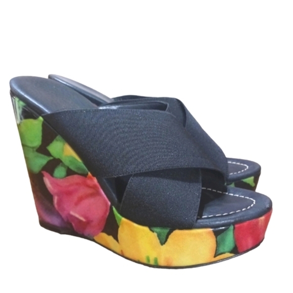 Donald J. Pliner Limited Edition Hand Painted Tropical Wedge Sandals - Picture 1 of 10